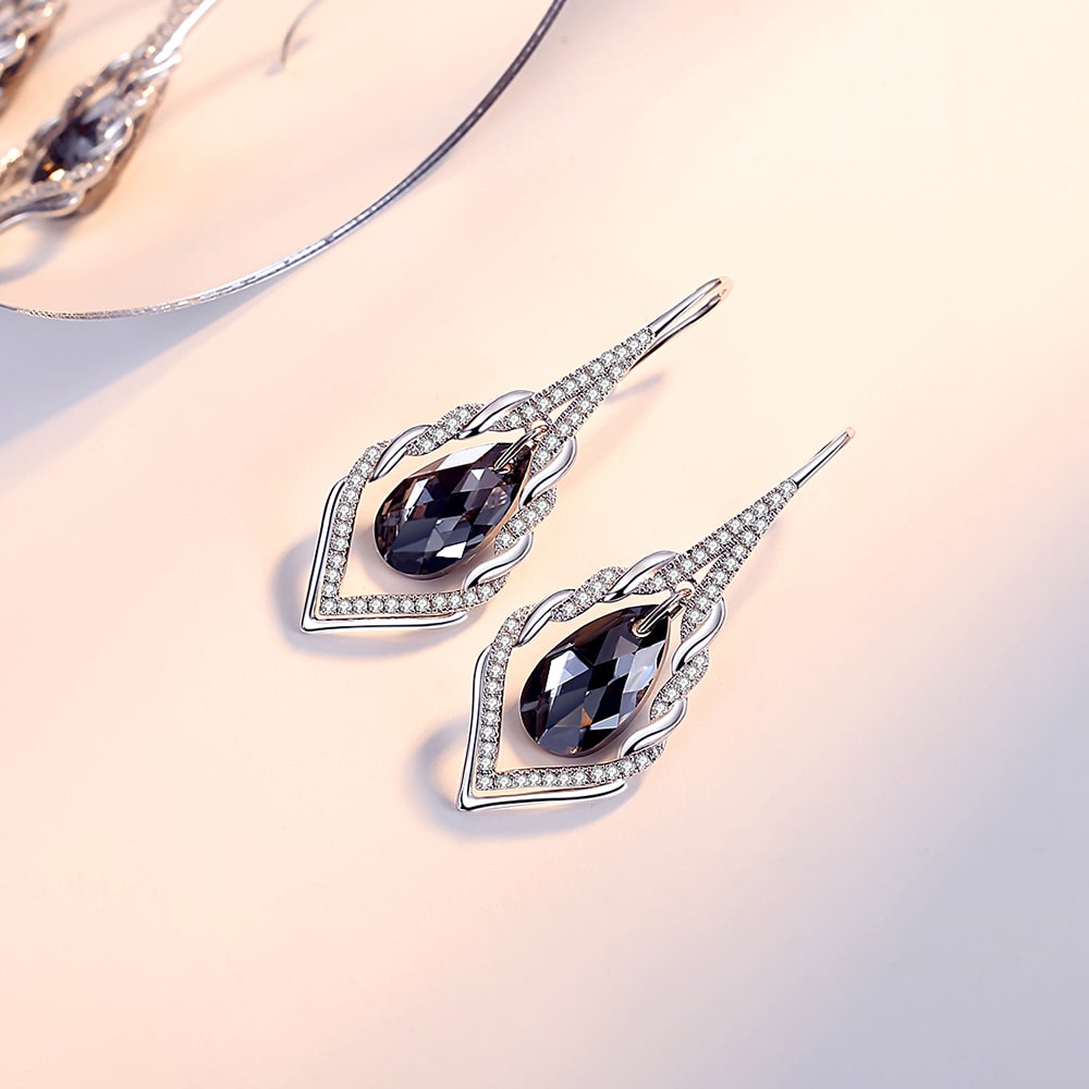 Classic Pear-shaped Sterling Silver Drop Earrings For Women Jewelry - Dangle earrings - Taanaa Jewelry