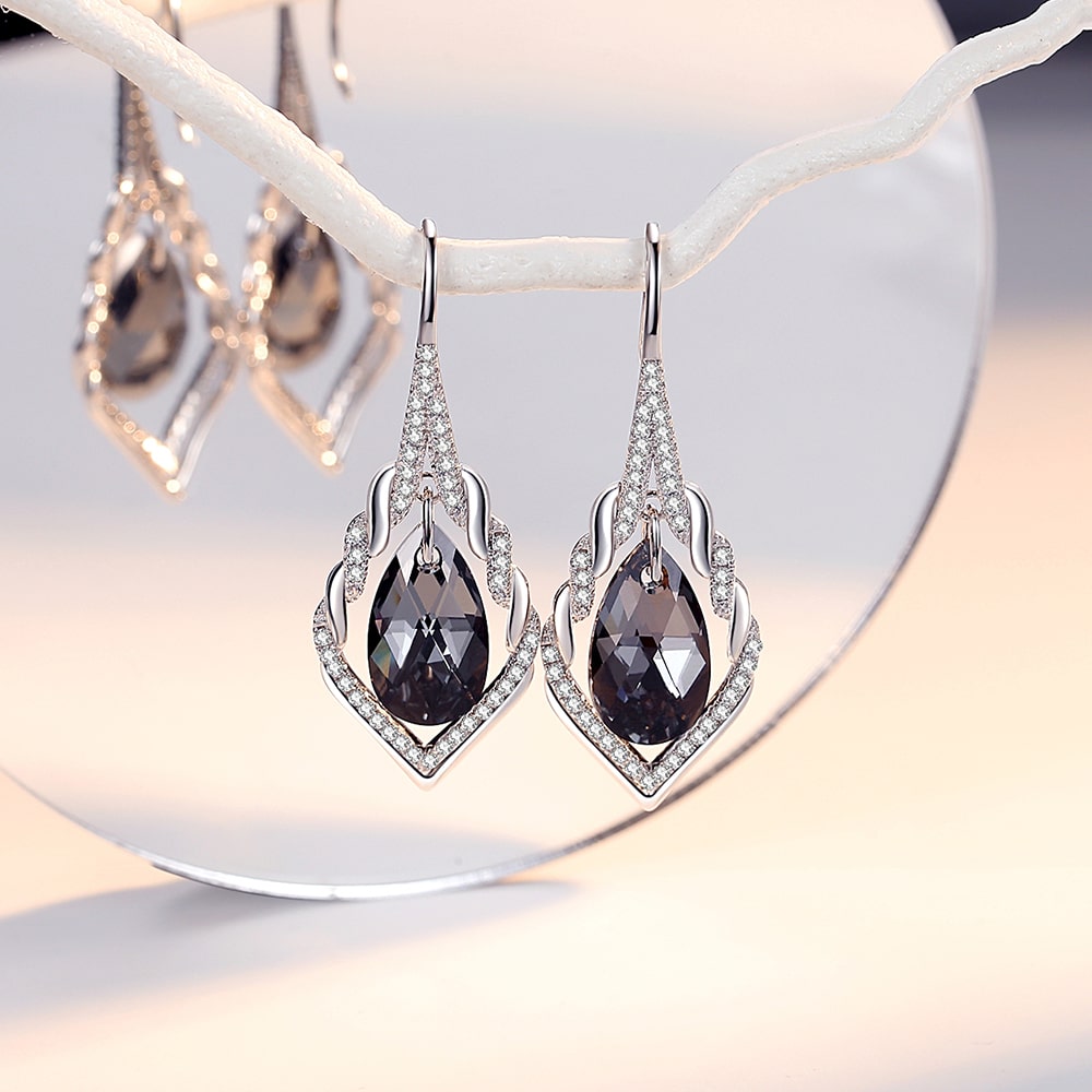 Classic Pear-shaped Sterling Silver Drop Earrings For Women Jewelry - Dangle earrings - Taanaa Jewelry