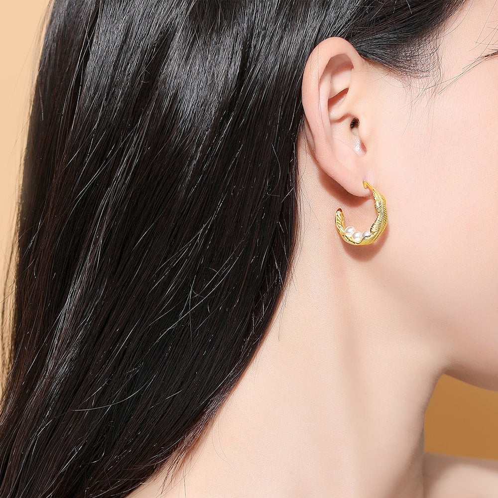 Gold Leaf Pearl Drop Earrings Jewelry - Dangle earrings - Taanaa Jewelry